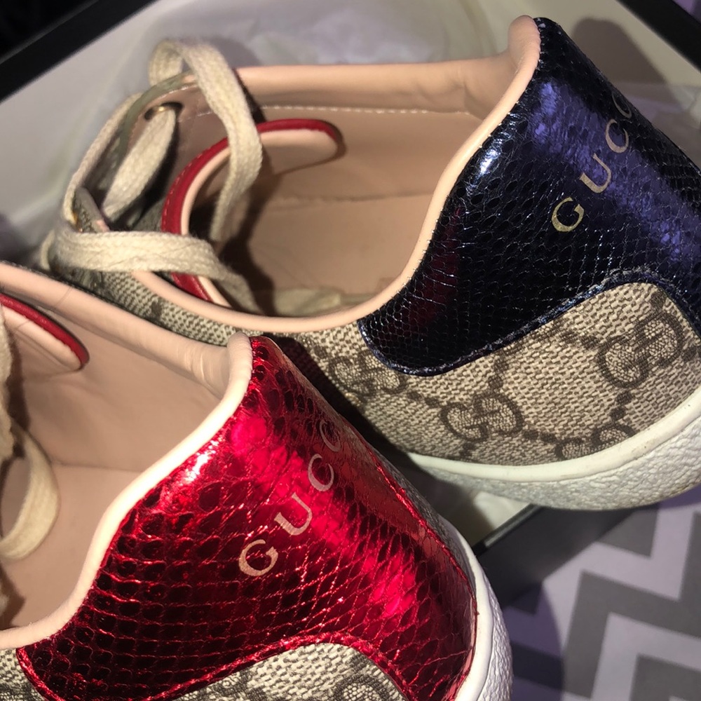 GG Supreme Gucci Sneakers